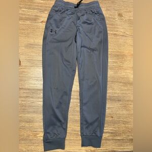 Under Armour. Gray. YM. Joggers.